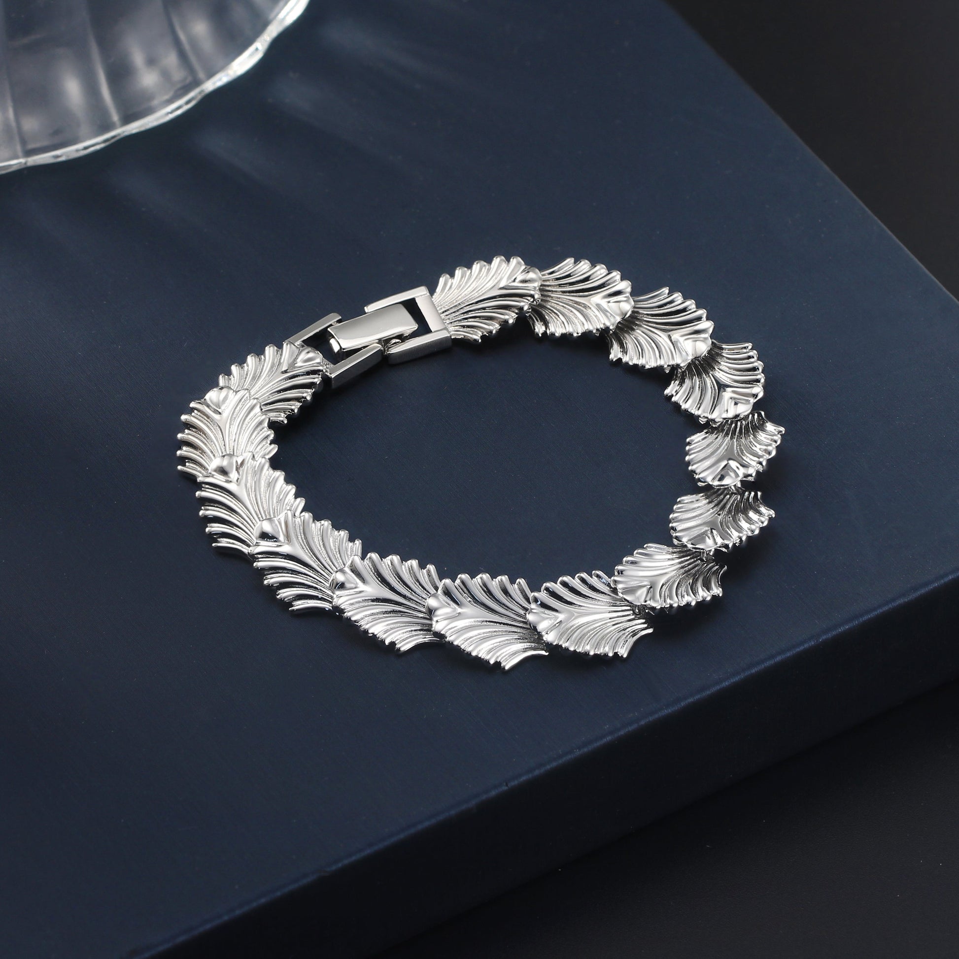 Stylish Foliage Link Bracelet by MINIMO Jewelry, showcasing art deco-inspired palm motifs linked together, a perfect piece for modern elegance.
