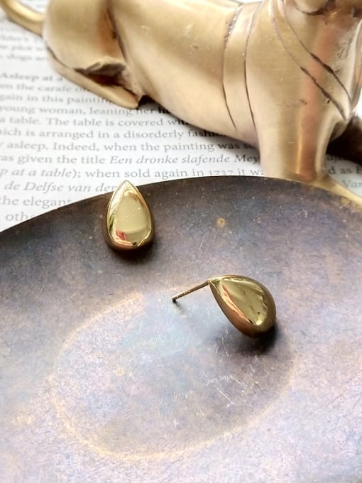 Drop-Shaped Gold Earrings