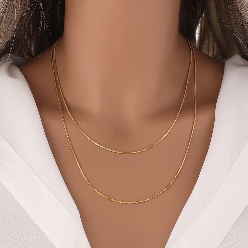 Thin snake hot sale chain necklace