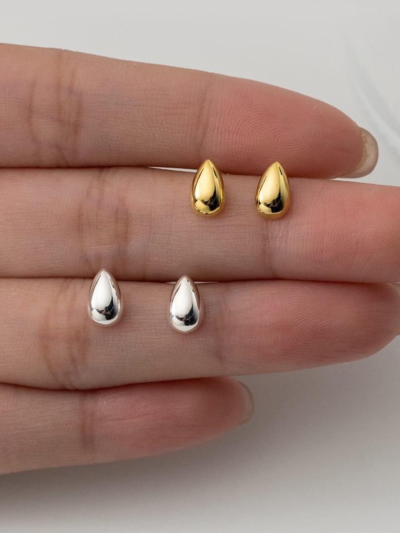 Drop-Shaped Gold Earrings