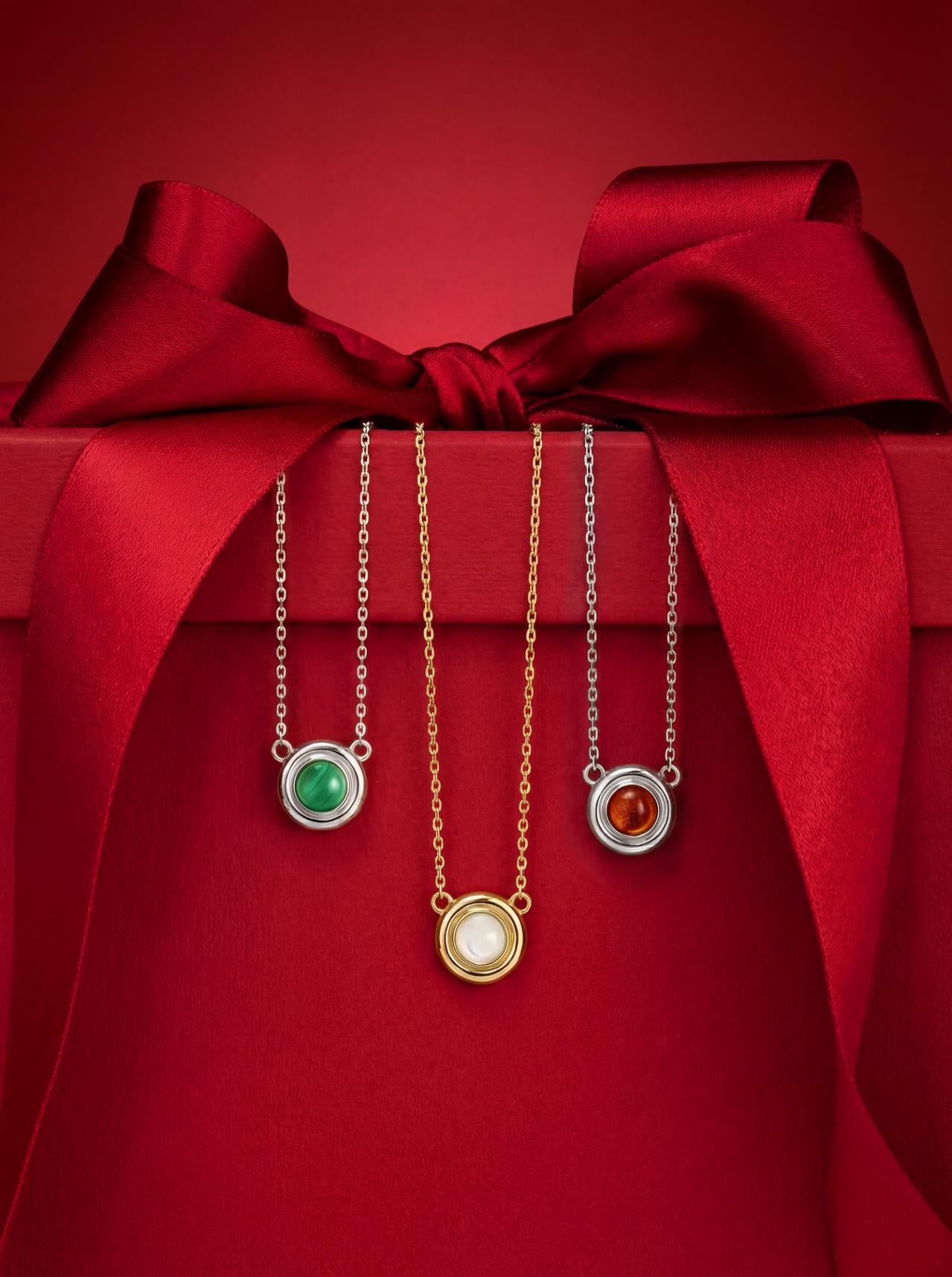 AURORA ORBIT PENDANT — PEARL